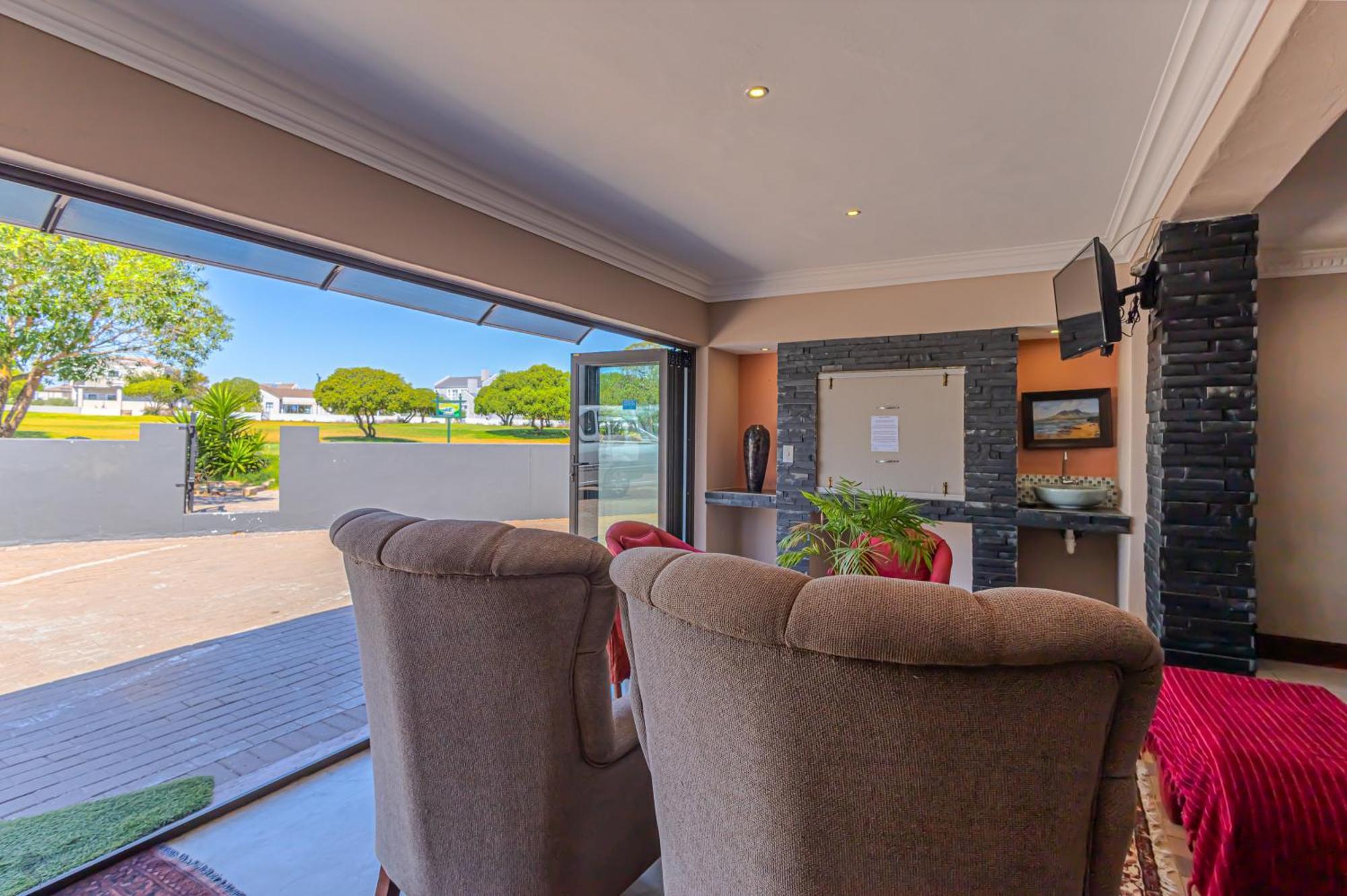 Holiday Guest House Langebaan Exterior photo