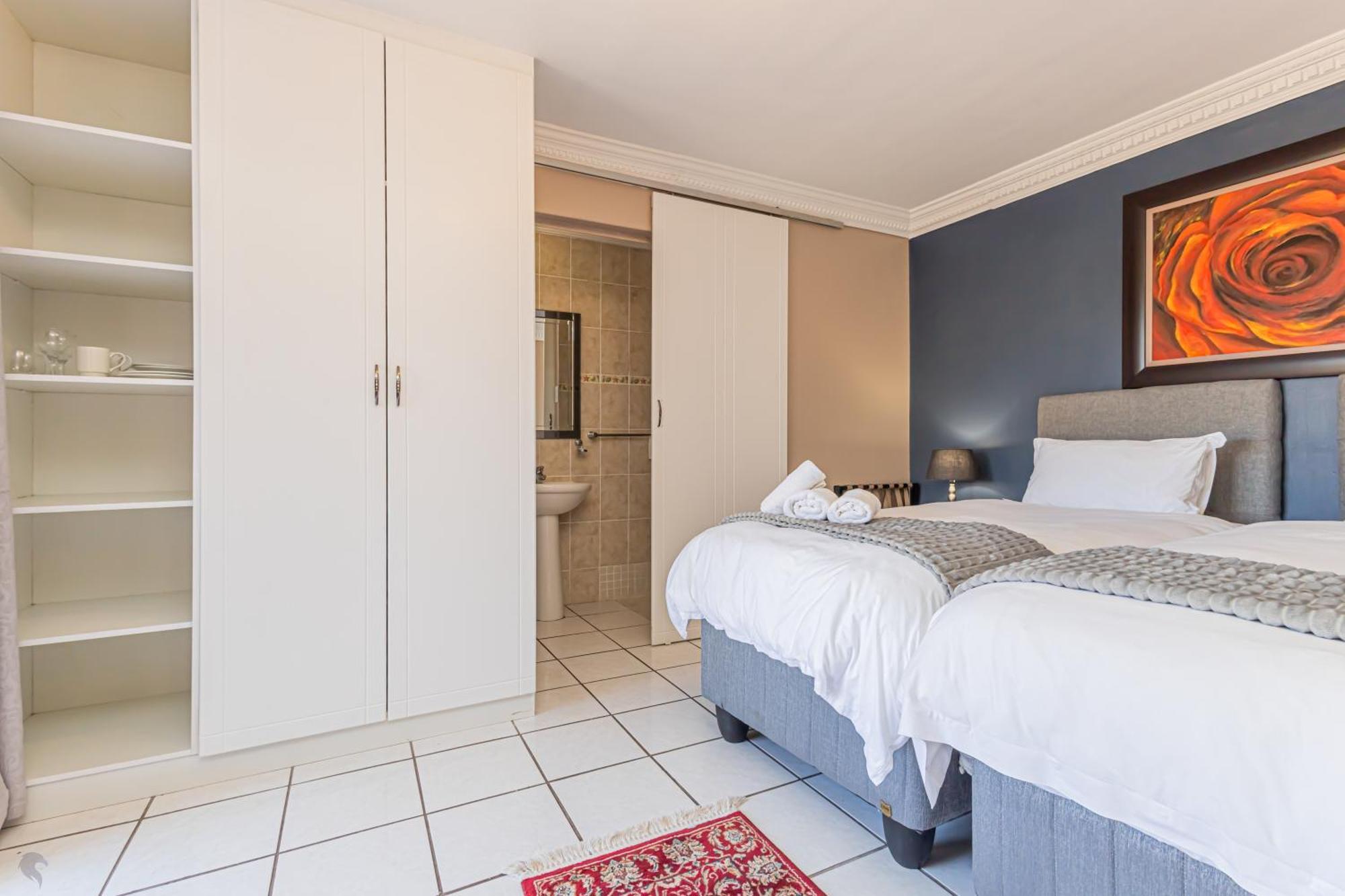 Holiday Guest House Langebaan Exterior photo